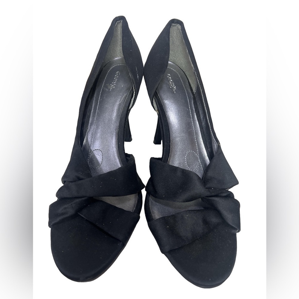 George Heels black size 9 Suade Peep Toe Bow‎ Formal Elegant